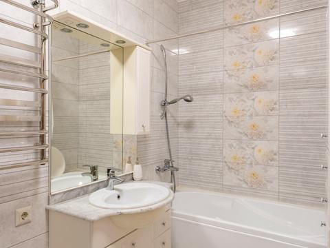 квартира за адресою Героїв полку "Азов" вул. (Маршала Малиновського), 8