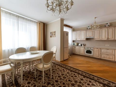 квартира за адресою Героїв полку "Азов" вул. (Маршала Малиновського), 8