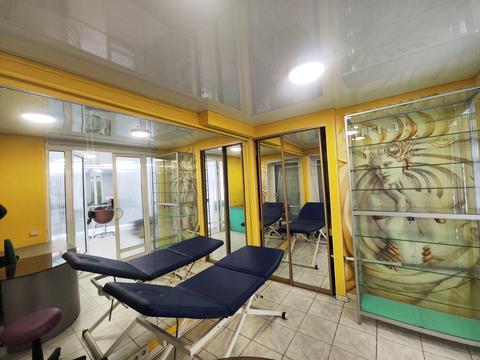 комерційна за адресою Італійський бульв., 8