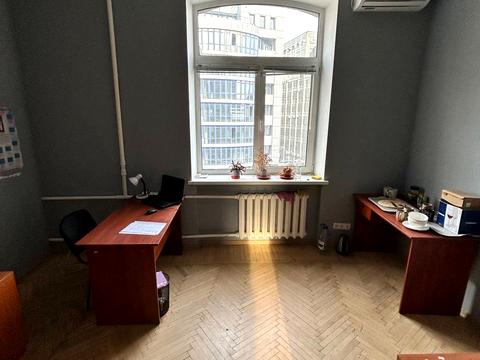 комерційна за адресою Січових Стрільців вул. (Артема), 79