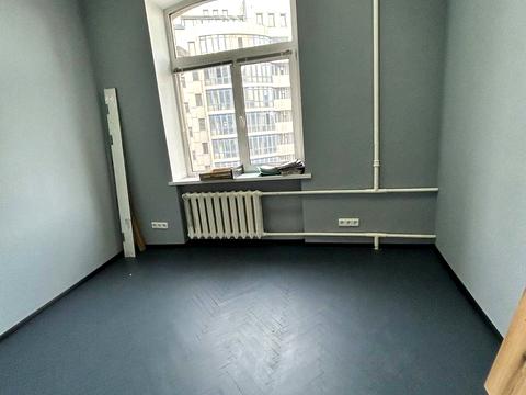 комерційна за адресою Січових Стрільців вул. (Артема), 79