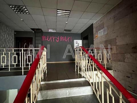 комерційна за адресою Січових Стрільців вул. (Артема), 79