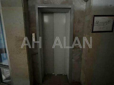 комерційна за адресою Січових Стрільців вул. (Артема), 79