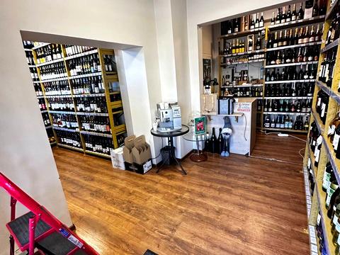 комерційна за адресою Михайла Бойчука вул. (Кіквідзе), 12