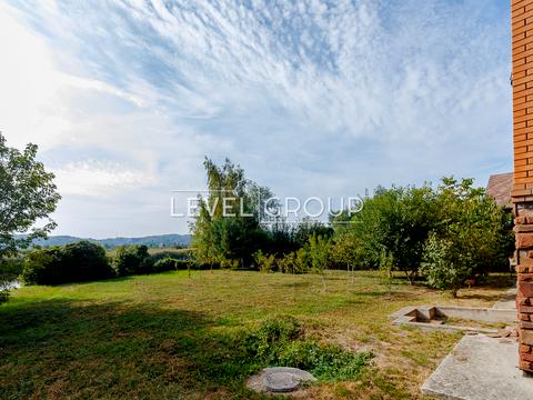 будинок за адресою Центральна вул.