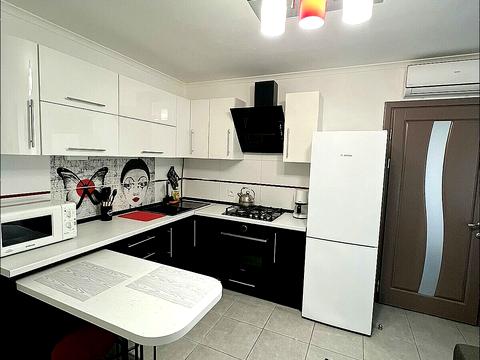 квартира за адресою Дерибасівська вул., 18