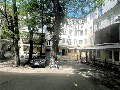 квартира за адресою Дерибасівська вул., 18