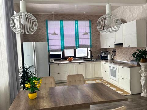 будинок за адресою Озерна