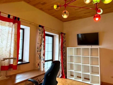 будинок за адресою Озерна