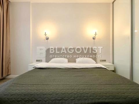 квартира за адресою Джона Маккейна вул. (Івана Кудрі), 7