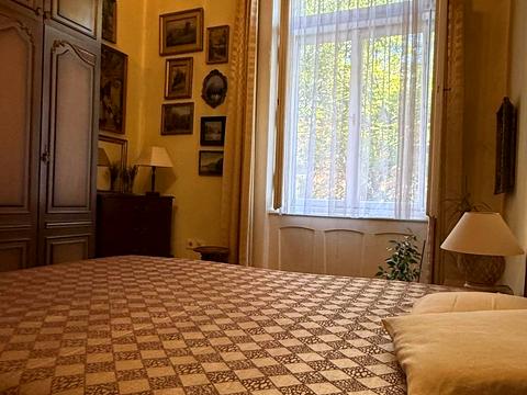 квартира за адресою Академіка Олександра Богомольця вул., 8