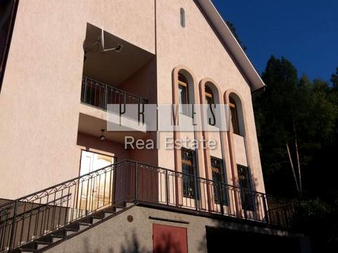 дом по адресу Тиханська вул.