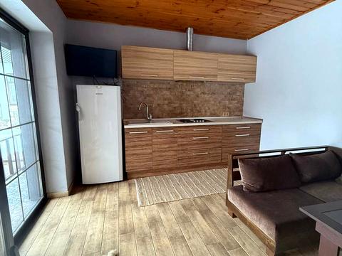 будинок за адресою Озерна