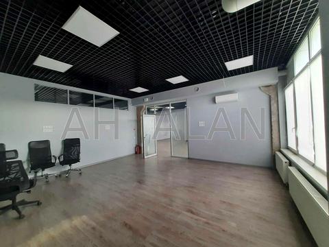 комерційна за адресою Верхній Вал вул., 2