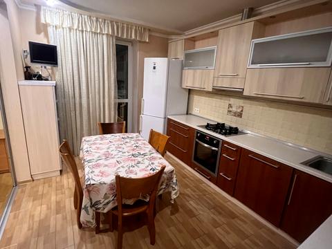 квартира за адресою Зарічанська вул., 46