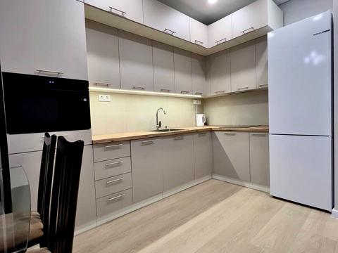 квартира по адресу Червоной Калины просп., 56