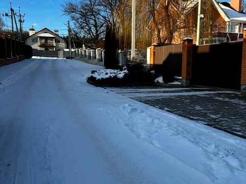 участок по адресу Сонячна