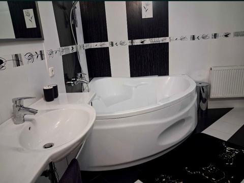 квартира за адресою Ляпунова вул., 16