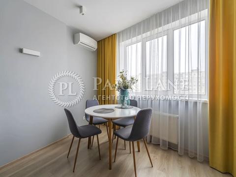 квартира за адресою Героїв полку "Азов" вул. (Маршала Малиновського), 8