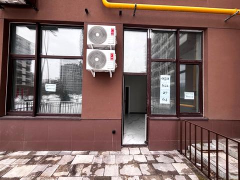 коммерческая по адресу Родини Крістерів ул., 16