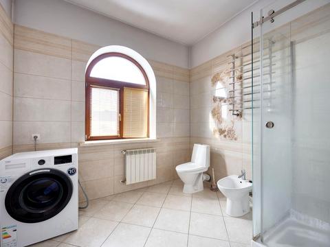 дом по адресу Геофизиков ул.