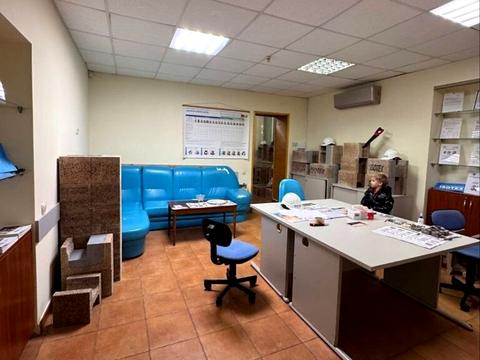 комерційна за адресою Свободи вул., 3/1