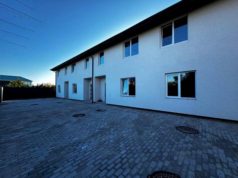 будинок за адресою Нова