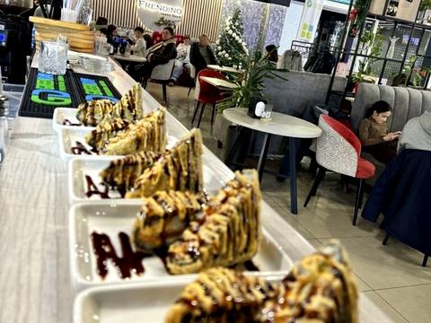 комерційна за адресою Трудова вул., 6а