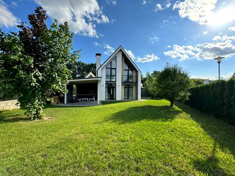 дом по адресу Александра Саенко ул.