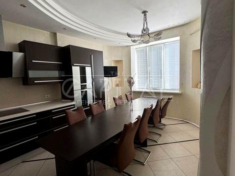 коммерческая по адресу Евгения Коновальца ул. (Щорса), 32-Г