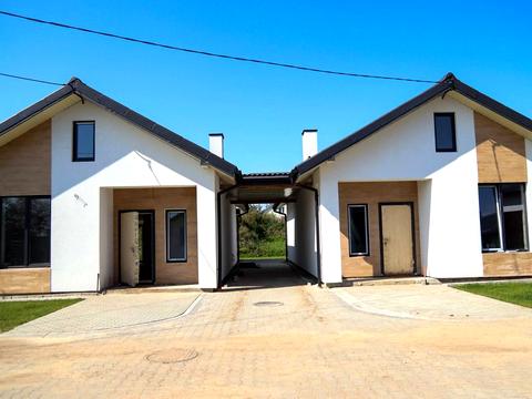 будинок за адресою Івасюка