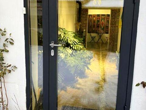 квартира за адресою Іллі Ріпина вул., 3