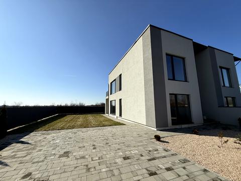 будинок за адресою с. Сторожниця, Перемоги вул.