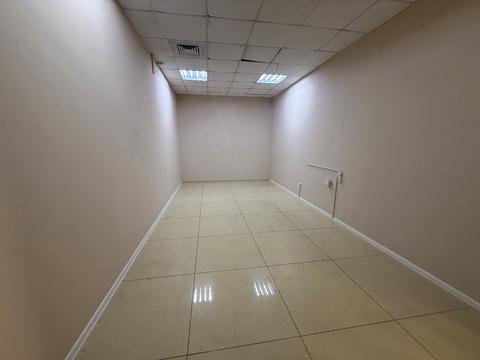 комерційна за адресою Коцюбинського просп., 38а