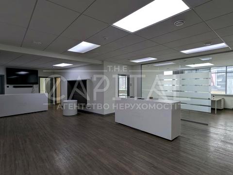 коммерческая по адресу Днепровская набережная ул., 23