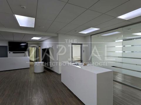 коммерческая по адресу Днепровская набережная ул., 23