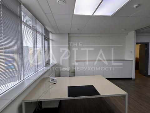 коммерческая по адресу Днепровская набережная ул., 23