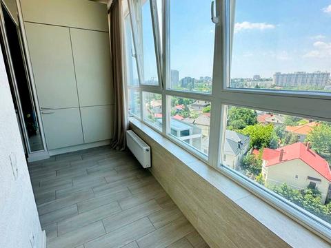 квартира за адресою Новоберегова вул., 12-А