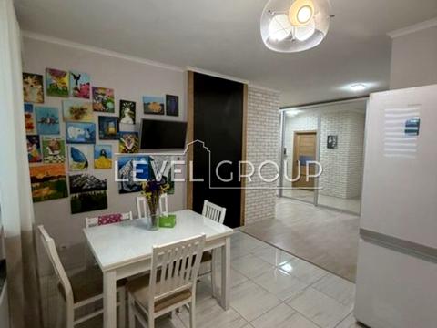 квартира за адресою Авіаконструктора Ігоря Сікорського вул. (Танкова), 1