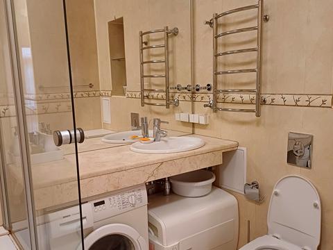 квартира за адресою Василя Тютюнника вул. (Анрі Барбюса), 16