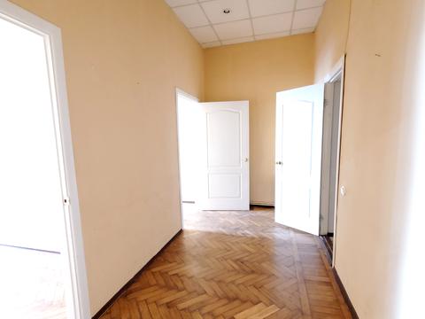 комерційна за адресою Ніжинська вул., 66