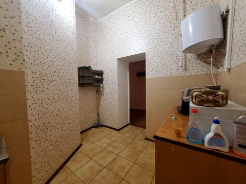 комерційна за адресою Ніжинська вул., 66