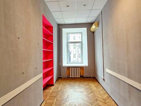 комерційна за адресою Ніжинська вул., 66