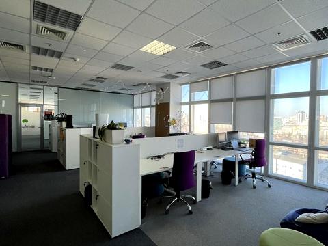 коммерческая по адресу Николая Амосова ул., 12