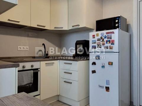 квартира по адресу Софии Русовой ул., 3