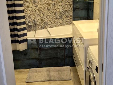 квартира по адресу Софии Русовой ул., 3