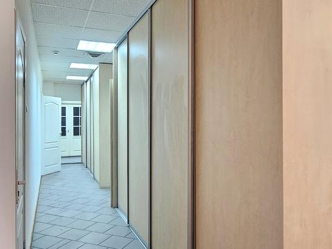 комерційна за адресою Богдана Хмельницького вул., 55