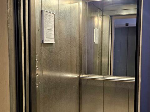 комерційна за адресою Богдана Хмельницького вул., 55
