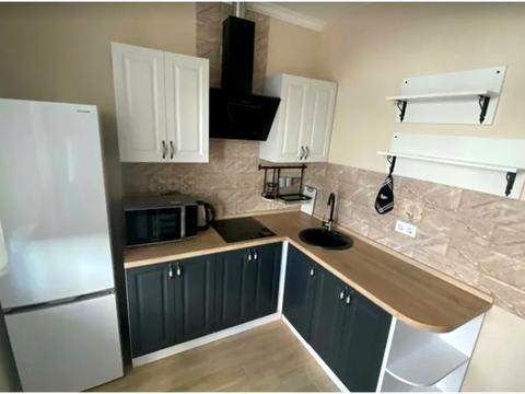 квартира за адресою Кирило-Мефодіївська вул., 2