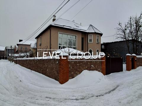 1858554780093903